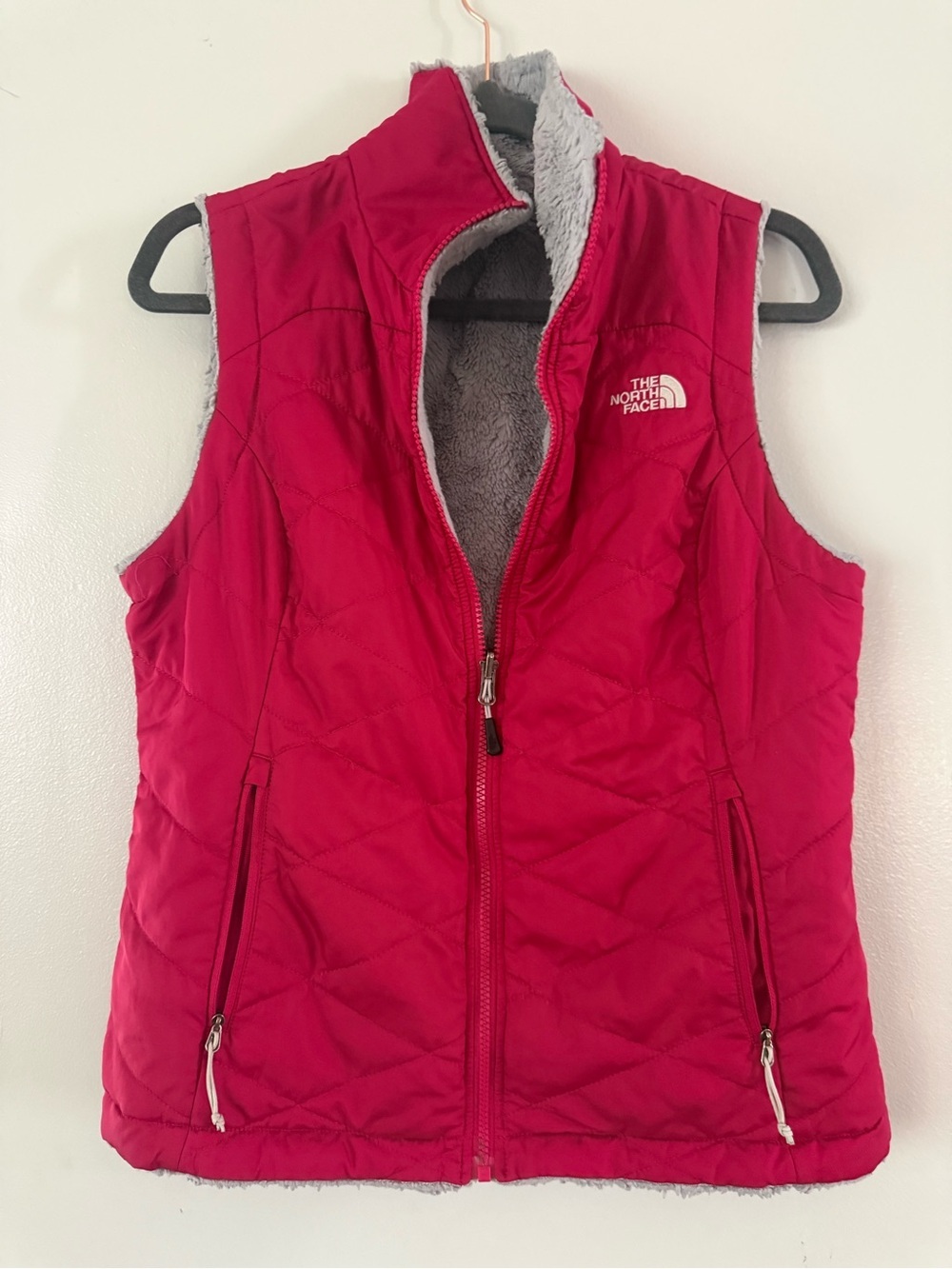 The North Face Reversible Mossbud Swirl Fleece Vest Pink / Grey Women's M
